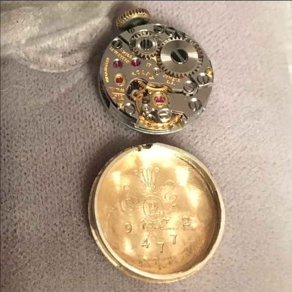 14k solid Gold Rolex - Picture 6 of 8